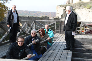 Burgruine Falkenstein, uerer Burghof, Galeere