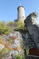 Burgruine Falkenstein, Burgfried