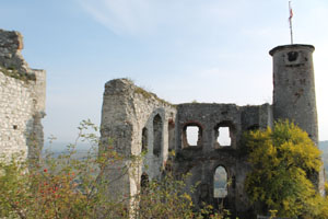 Burgruine Falkenstein, innerer Burghof