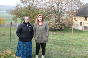 Steinebrunn, vor der Scheune