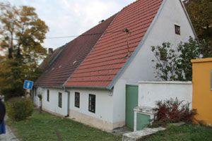 Veľk Levre, Habnsky dvor, Reihenhuser